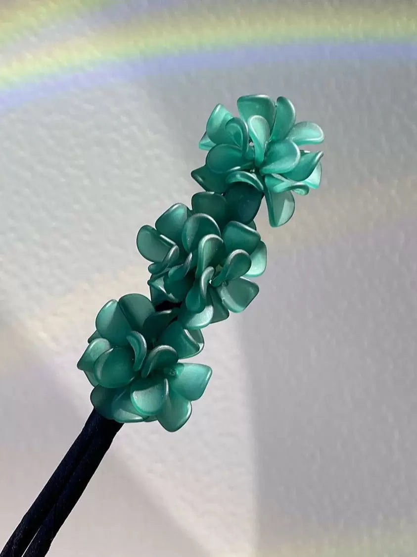 Floral hair wand bun updo tool, lazy minimalist flower bud headpiece, acrylic upgraded hydrangea hair accessory