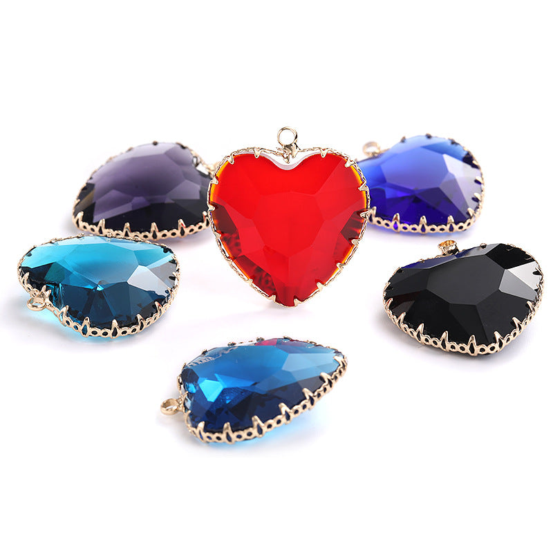 Heart-shaped single pendant gold flower claw glass diamond pendant necklace clothing accessory heart-shaped gold edged peach blossom claw pendant
