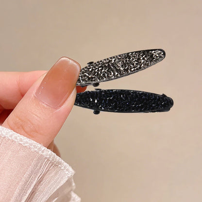 2026 New Super Attractive Side Hair Clip, Small Bangs Hair Clip, Rhinestone Duckbill Clip on the Forehead, Sophisticated Feel
