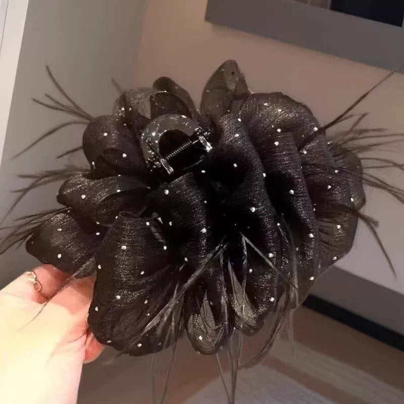 Elegant peony flower feather claw clip for women, sophisticated and fashionable 2026 new back hair clip, shark clip