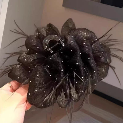 Elegant peony flower feather claw clip for women, sophisticated and fashionable 2026 new back hair clip, shark clip