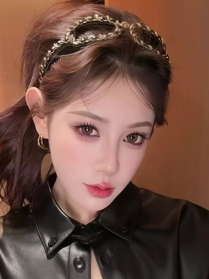 Design light luxury, high-end foreign fashion glasses, headbands, headbands, women's 2026 new high skull top headbands, hairpins