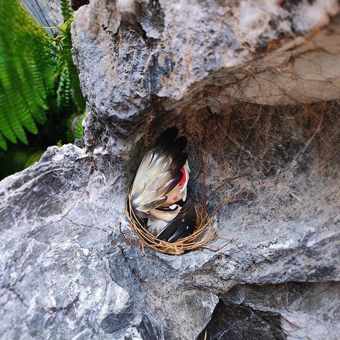 Bluey and friends play with toys and dolls articulating movable doll model ornaments