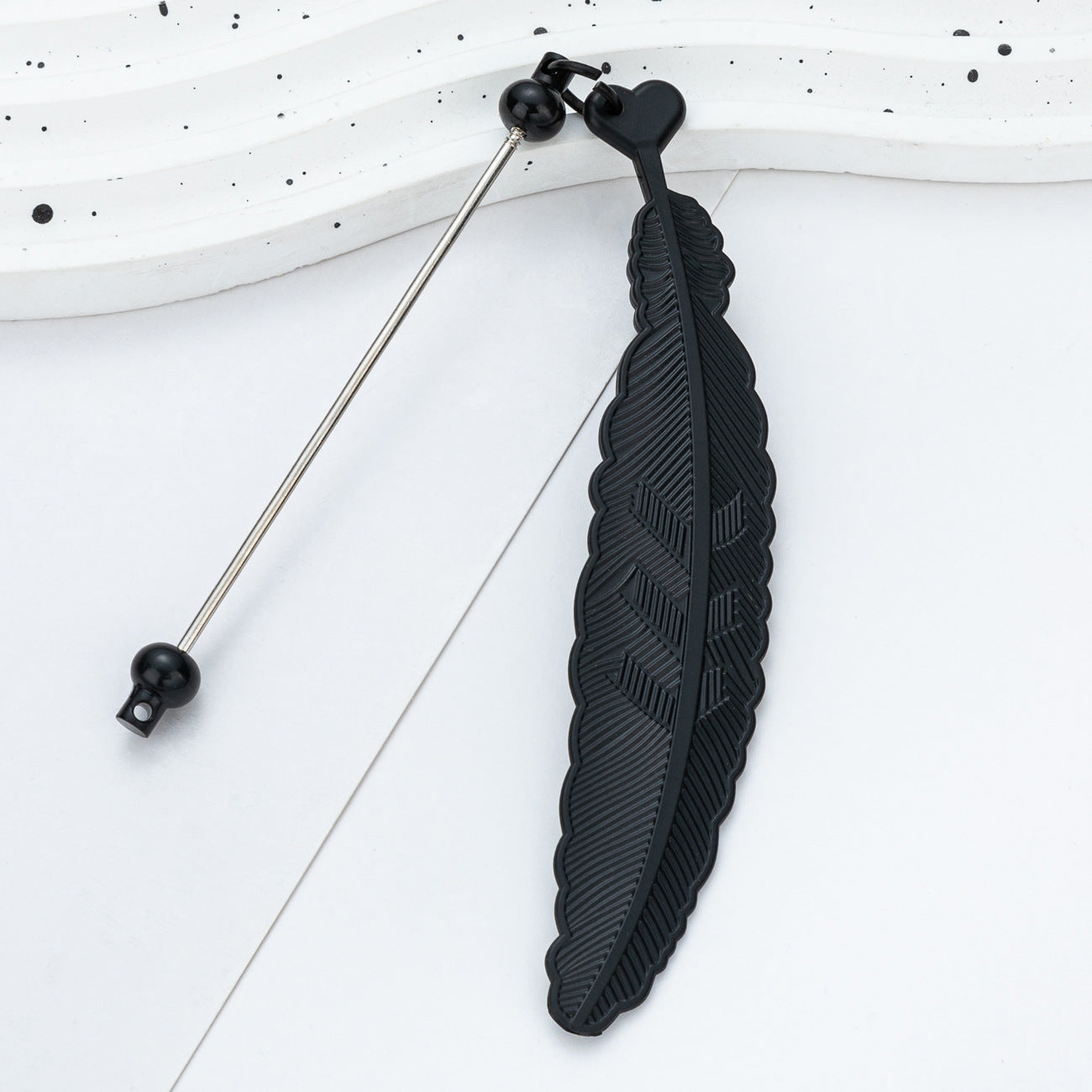 Plastic Feather Bookmark - Cartoon Pendant Children Handmade Beaded Reading Mark Book Holder