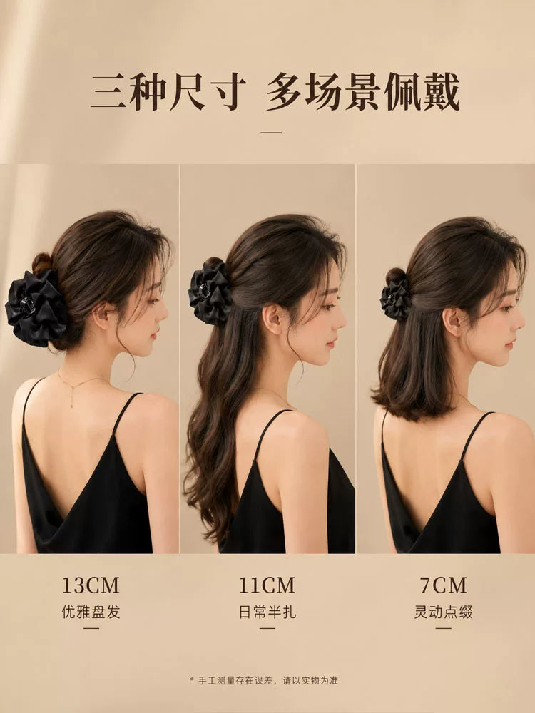 Black cloud bubble hair clip, small volume, sophisticated half-up, small claw clip, back hair updo, shark hair with hair styling flowers