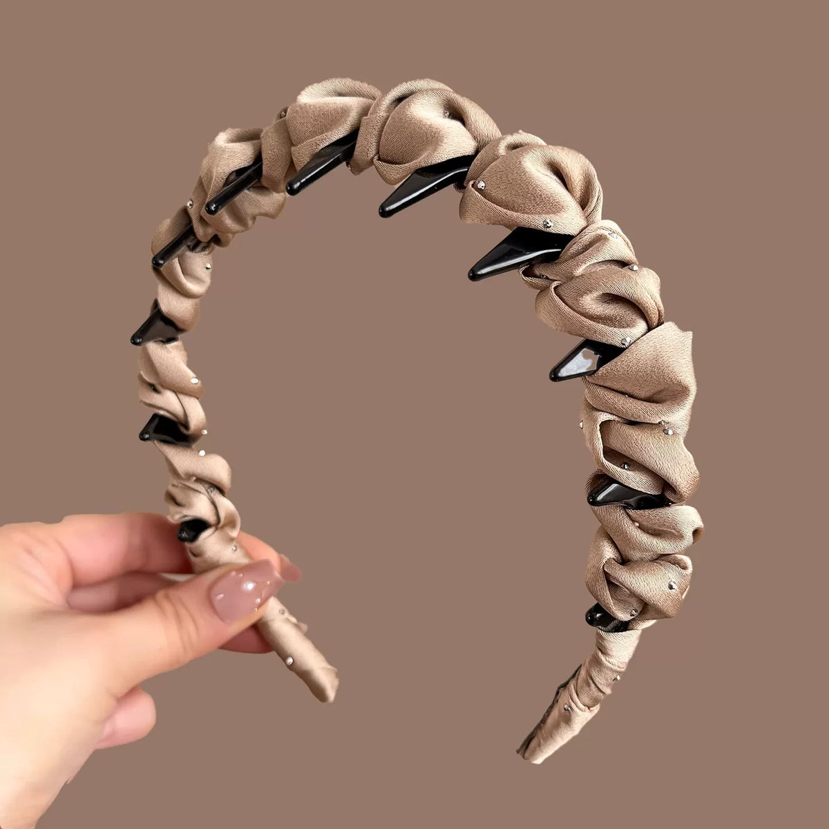 Elegant fabric with a starry sky-high headband for women, high-end new high-crown headband with teeth, face-washing hair clip, for everyday outdoor wear