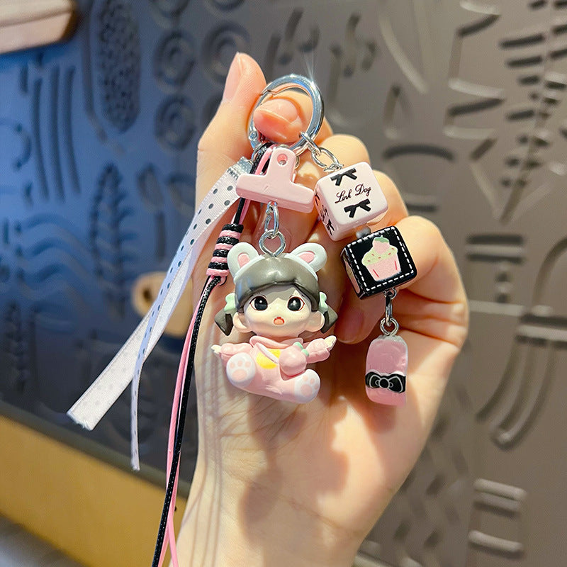 DIY small violin slippery star man beaded keychain small pendant cute bag cute grain modified baby doll doll pendant