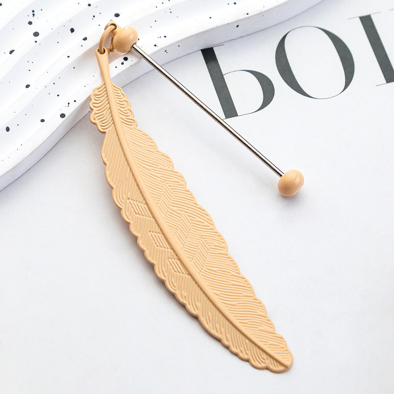 DIY Beaded Feather Bookmark - Primary School Graduation Anniversary Souvenir Metal Bookmark Children's Cute Bookcase Pendant