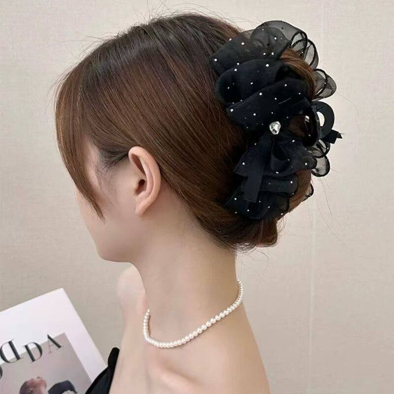 Elegant mesh bow hair clips for women, sophisticated and fashionable new feather claw clips with shark clips on the back of the head