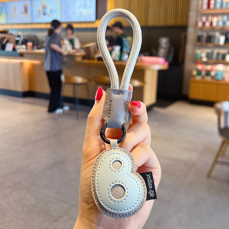 Creative PU leather 26 English letter keychain pendant simple couple car bag keychain pendant gift