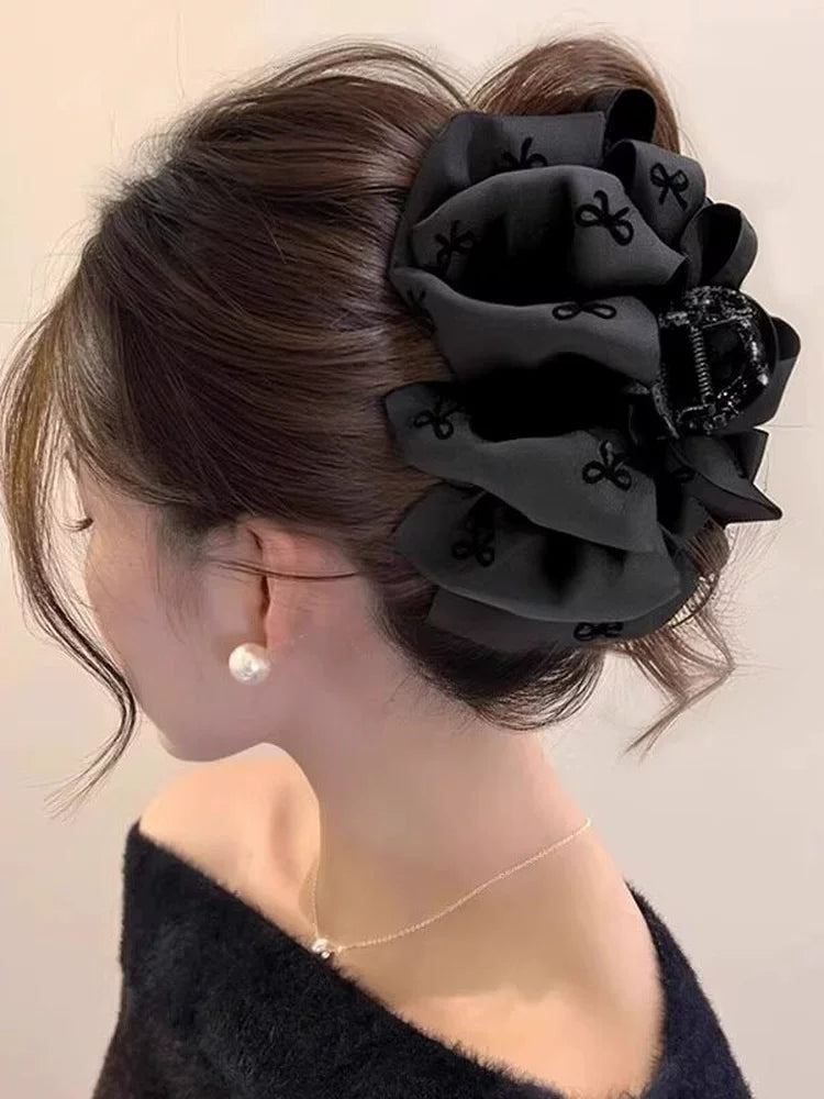 Korean style black bubble claw clip for women, 2026 new bow hair clip, shark clip, hair clip on the back of head, hair accessory