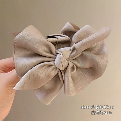 Korean style black bubble claw clip for women, 2026 new bow hair clip, shark clip, hair clip on the back of head, hair accessory