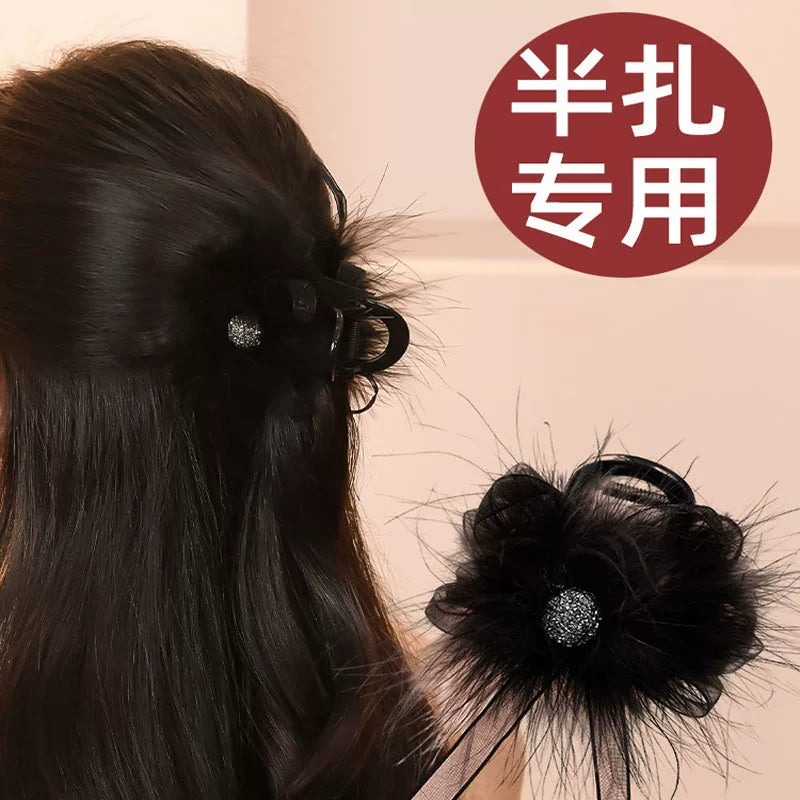 Rhinestone feather claw clip for women, high-end new small half-tie hair clip, small hair volume, back head updo hair clip, shark clip