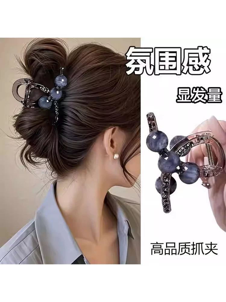 High-end look, small hair volume claw clip for women, 2026 new pearl rhinestone hair clip, back hair coil clip, shark clip headwear