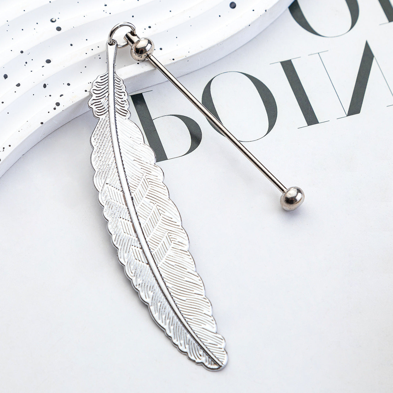 DIY Beaded Feather Bookmark - Primary School Graduation Anniversary Souvenir Metal Bookmark Children's Cute Bookcase Pendant
