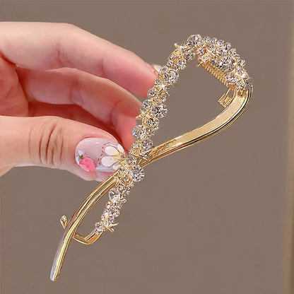 Large size with a sophisticated feel, fully diamond-filled metallic temperament, light luxury twist twist pin, figure-eight hair updo, exquisite headpiece hair accessory for women