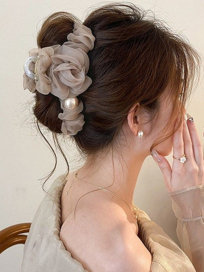 Mesh flower pearl hair grapple clip women's high-end sense 2026 new back of the head plate hairpin shark clip hair accessory