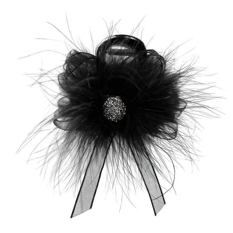 Black feather claw clip for women, high-end 2026 new style, large size ostrich feather shark clip, back of head updo hair clip