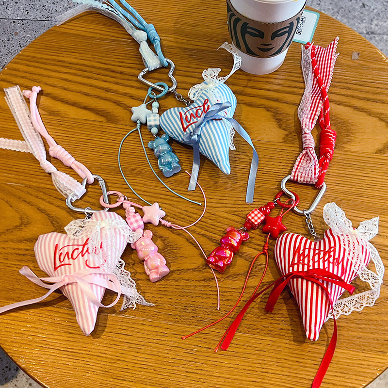 Creative handmade DIY love bear keychain school bag pendant miu is a car keychain bag bag doll pendant