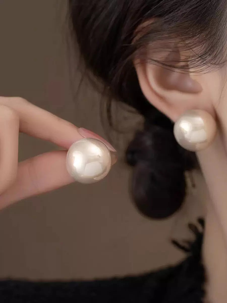 2026 New Hot Large Bite-Mouth Pearl Stud Earrings for Women, High-End Light Luxury Elegant Earrings 925 Silver Needle Earrings