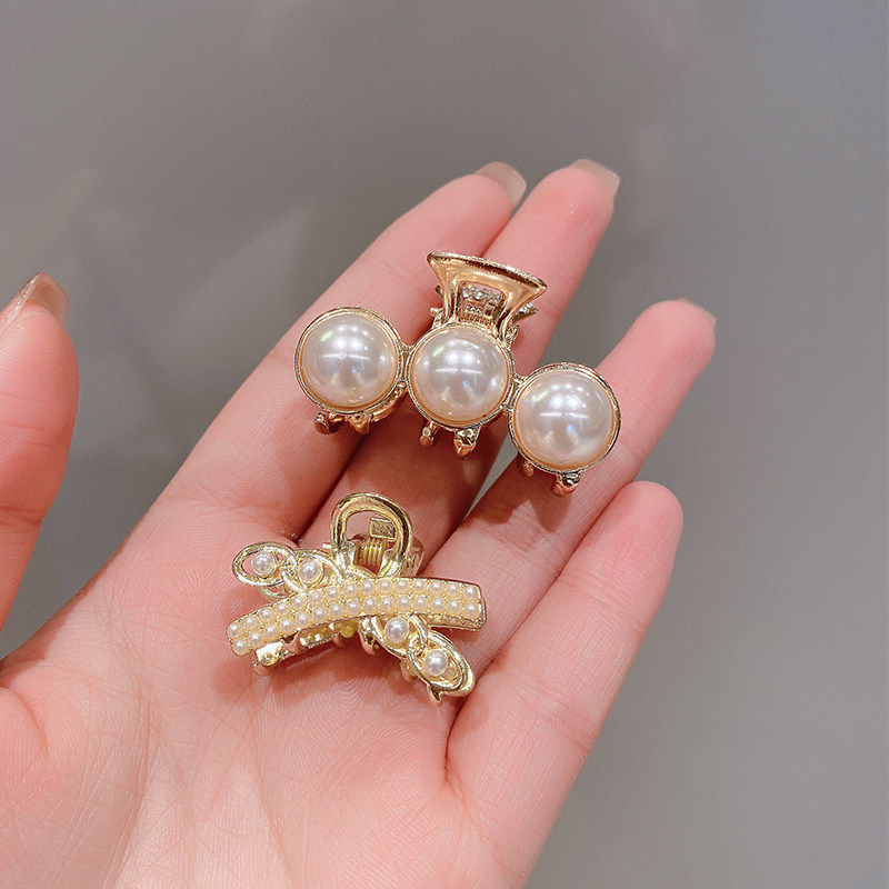 High-end flash diamond metal hair clip, small grab clip for women, bangs clip, side forehead hair clip, Korean headpiece clip, secure hair