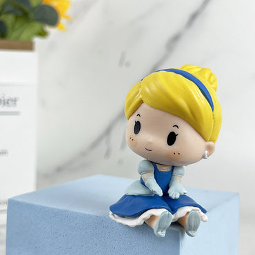 Q version fairy tale princess sitting ornament cartoon princess gacha doll cake decoration princess figure blind box toy