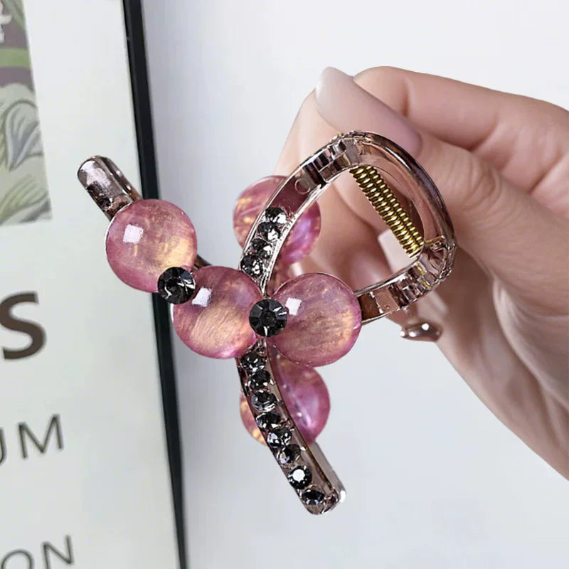 Pearl rhinestone hair clip for women, 2026 new high-end stylish hair grab back hair clip, shark clip hair clip, headwear