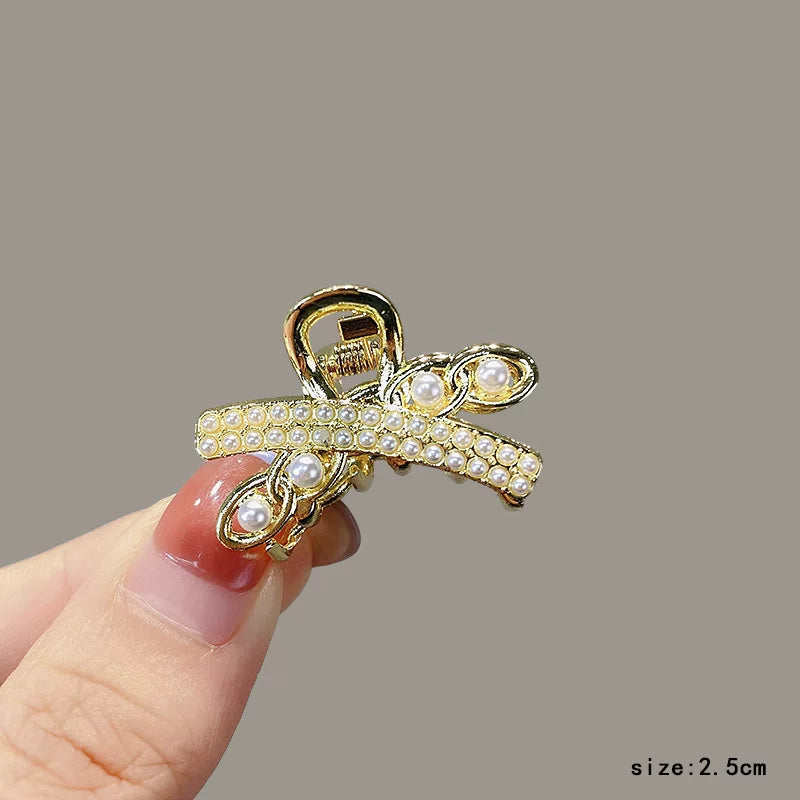 2026 new high-end flash diamond metal hairpin small grab clip women's bangs clip side forehead hairpin Korean headdress