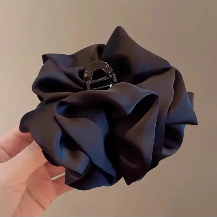 High-end cloud bubble grab clip for women, large Korean elegant temperament, back bun, shark hair clip, hair clip headwear