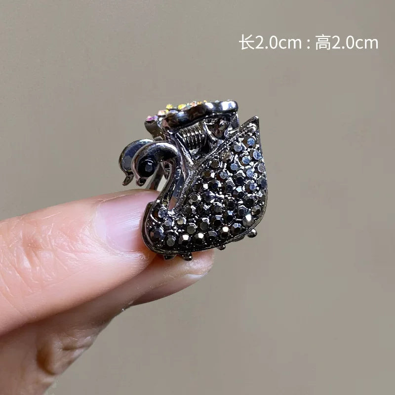 2026 new high-end flash diamond metal hairpin small grab clip women's bangs clip side forehead hairpin Korean headdress