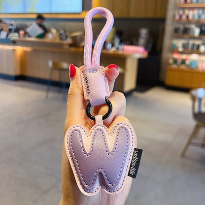 Creative PU leather 26 English letter keychain pendant simple couple car bag keychain pendant gift