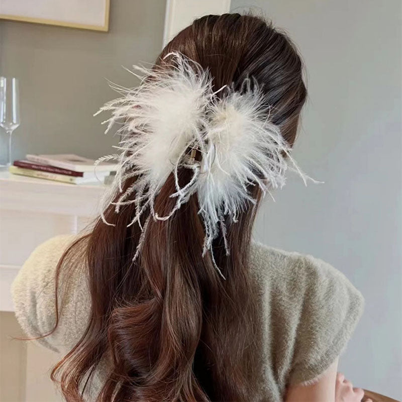Black feather claw clip for women, high-end 2026 new style, large size ostrich feather shark clip, back of head updo hair clip