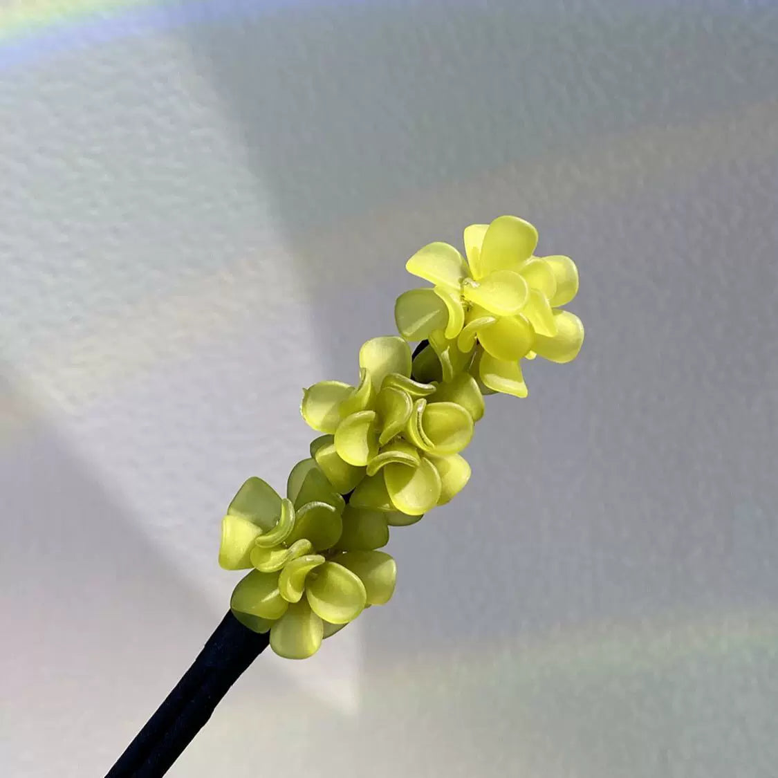 Floral hair wand bun updo tool, lazy minimalist flower bud headpiece, acrylic upgraded hydrangea hair accessory