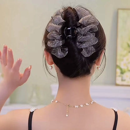 Elegant temperament, sophistication, gray pleated mesh bubble claw clip, medium size, little hair volume, hair clip, shark clip at the back of the head