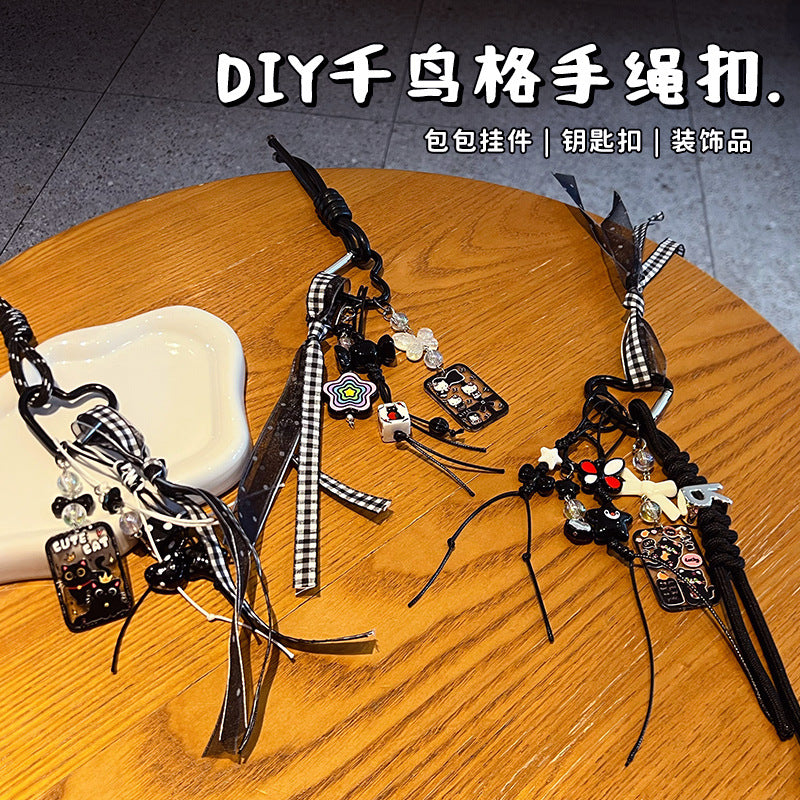 Creative DIY Thousand Grid Bird Bracelet Keychain Small Pendant Couple Miu Series Bag Charm Car Key Chain Accessories