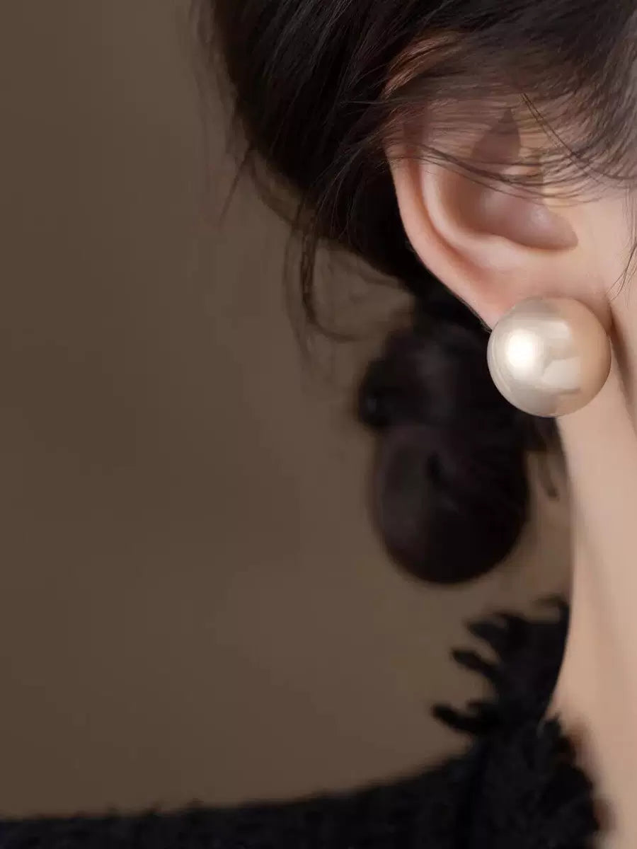 2026 New Hot Large Bite-Mouth Pearl Stud Earrings for Women, High-End Light Luxury Elegant Earrings 925 Silver Needle Earrings