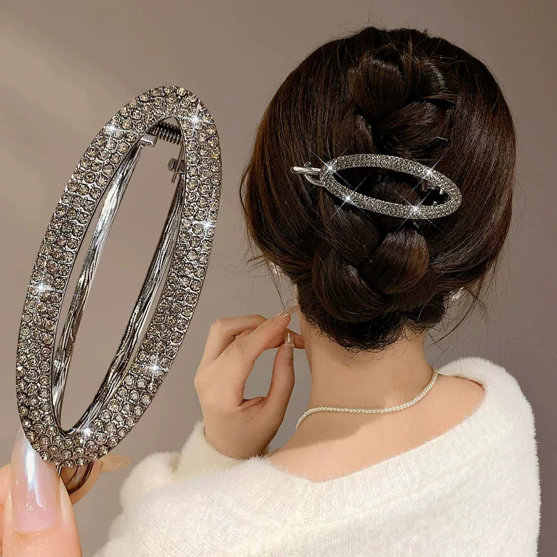 Large size with a sophisticated feel, fully diamond-filled metallic temperament, light luxury twist twist pin, figure-eight hair updo, exquisite headpiece hair accessory for women