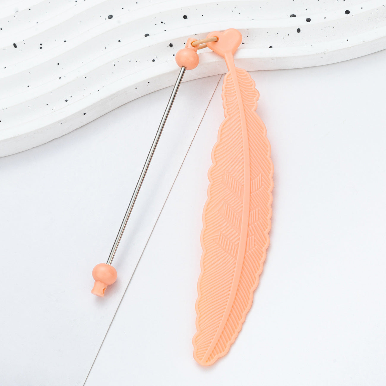 Plastic Feather Bookmark - Cartoon Pendant Children Handmade Beaded Reading Mark Book Holder