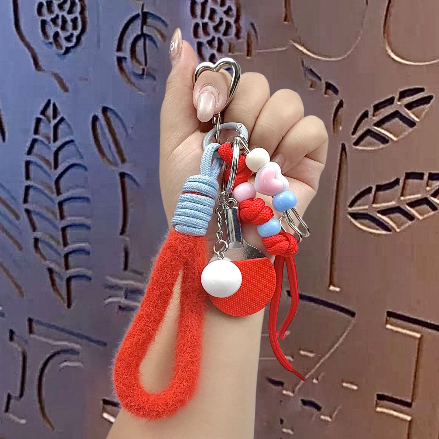 Creative miu tie table tennis love bracelet keychain pendant couple car bag keychain pendant gift