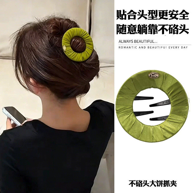 Flat hair clip, large pancake claw clip for women, new style for women, half-tie hair bun hair clip for the back of the head, yoga sports hair clip