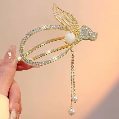 Large size with a sophisticated feel, fully diamond-filled metallic temperament, light luxury twist twist pin, figure-eight hair updo, exquisite headpiece hair accessory for women