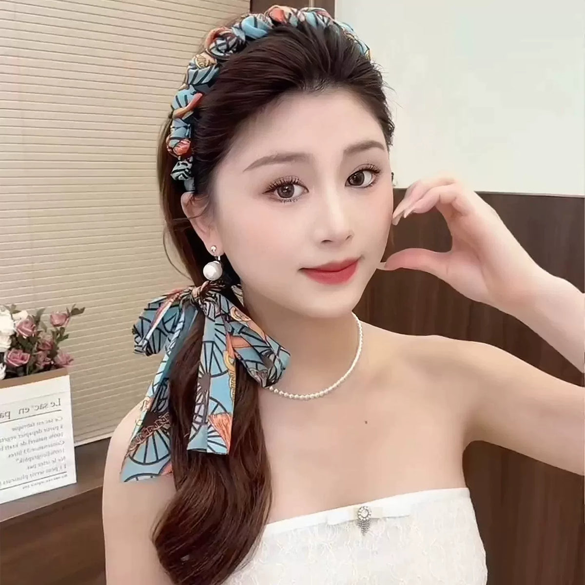 Palace retro flower streamers, tooth comb, wavy high skull top headband, front and back, two wears, hair tie, one headband, headdress, women