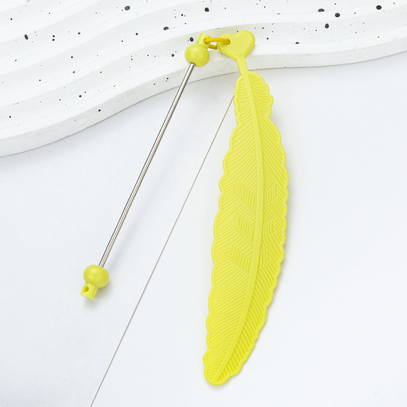 Plastic Feather Bookmark - Cartoon Pendant Children Handmade Beaded Reading Mark Book Holder
