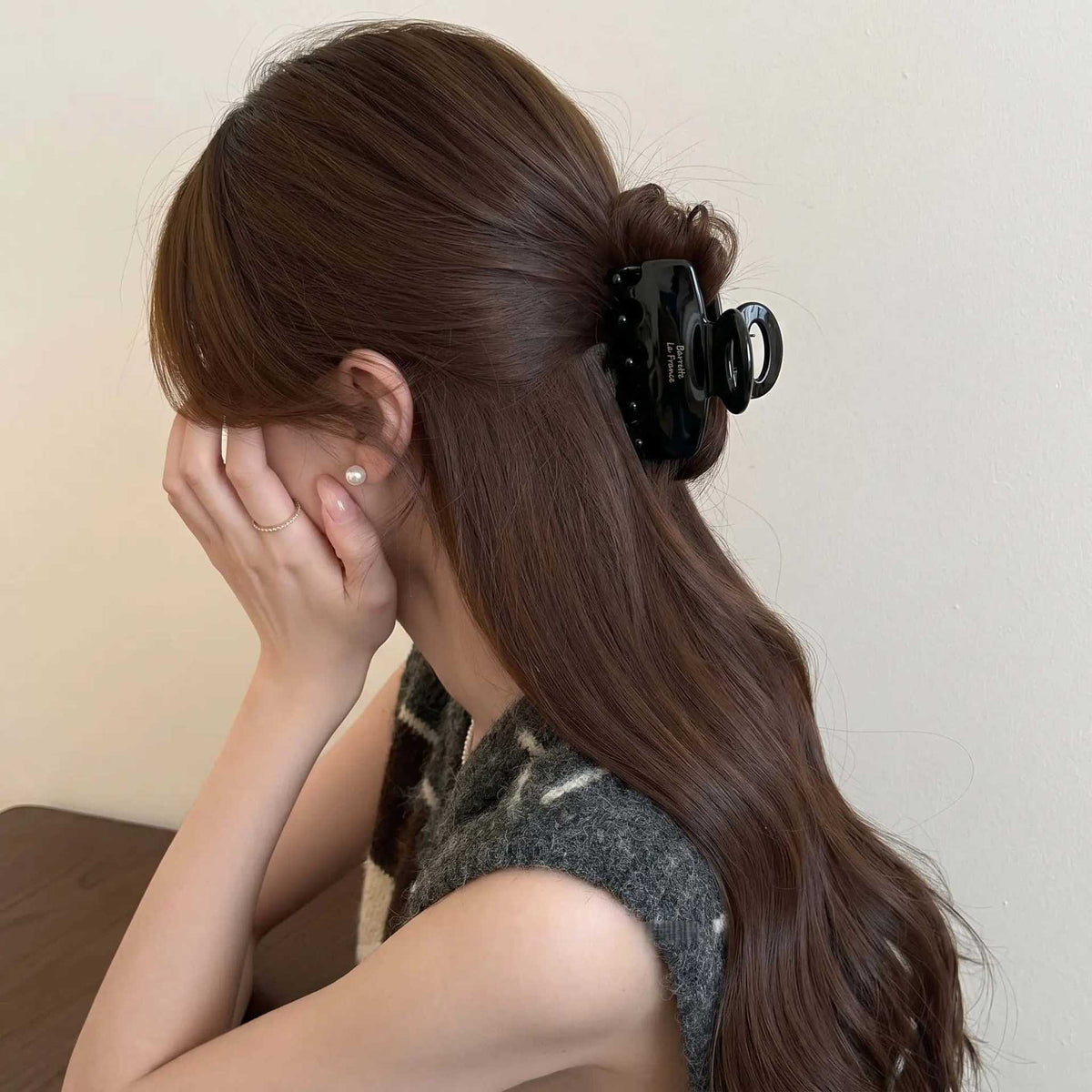 Korean gold standard retro square hollow medium shark clip simple temperament hair plate hair grab women's back head hairpin