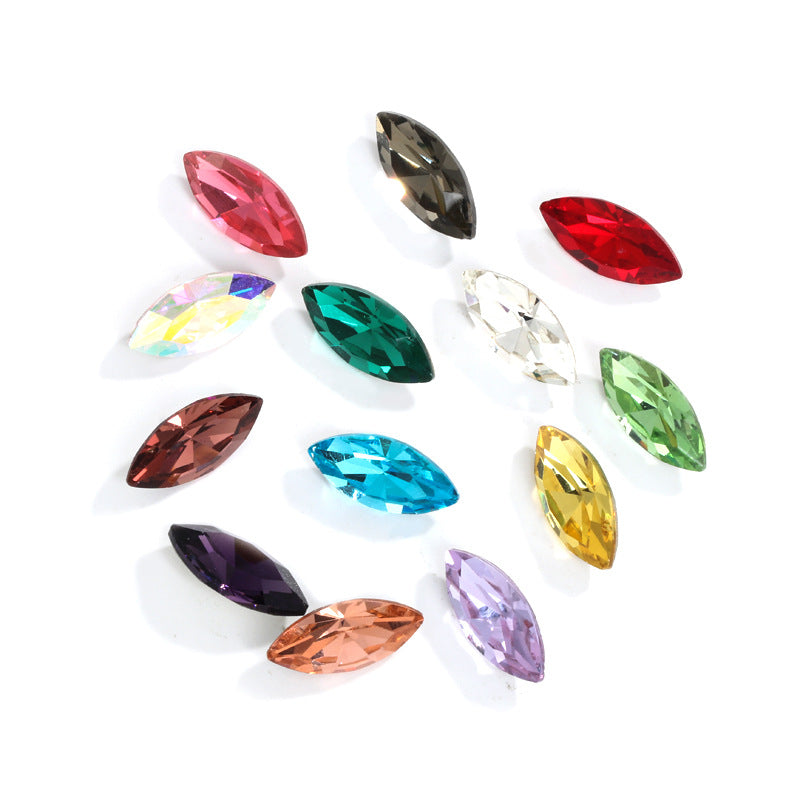 Cross-border Internet celebrity K9 diamond-shaped diamond pointed bottom, special-shaped marquise crystal diamond earrings, necklace accessories, nail art, sparkling diamonds