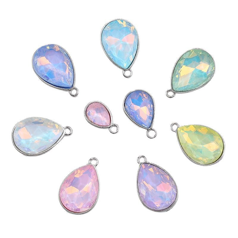 Waterdrop single pendant, teardrop zinc alloy base with glass inlaid with diamonds, protein mocha diamond, water drop single pendant accessory