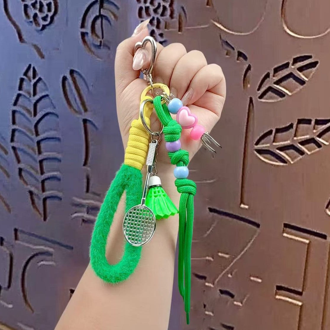 Creative miu badminton bracelet keychain pendant couple car key chain school bag pendant gift