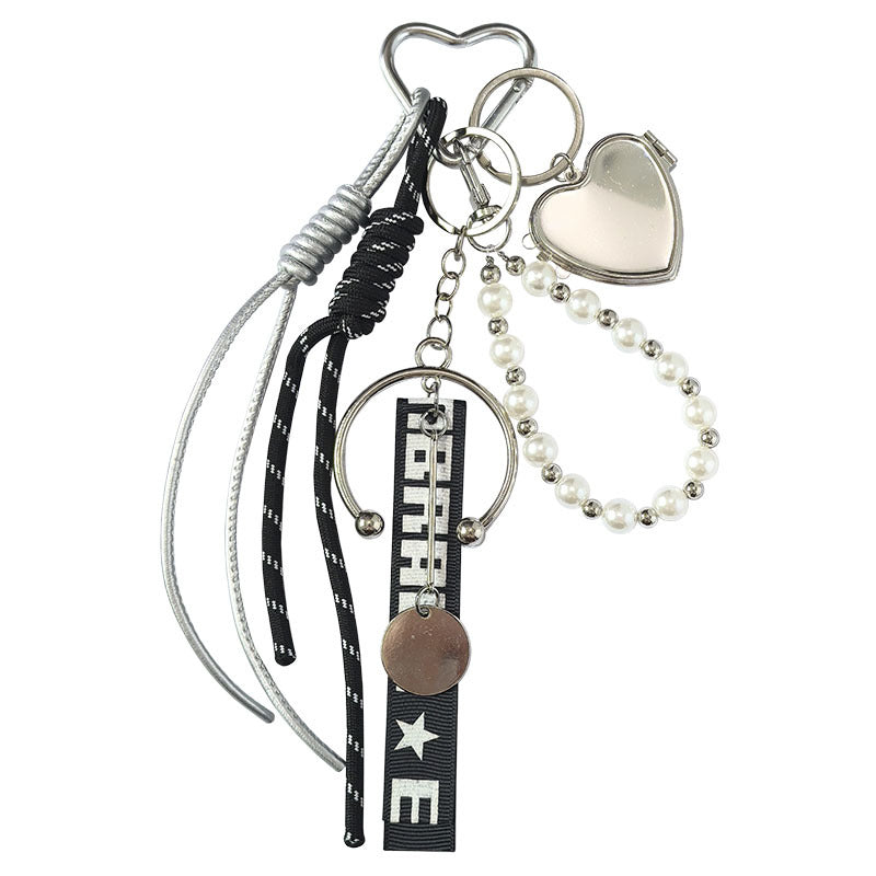 New product miu style five-pointed star bag ornament car key chain dopamine color matching pendant souvenir lanyard outfit