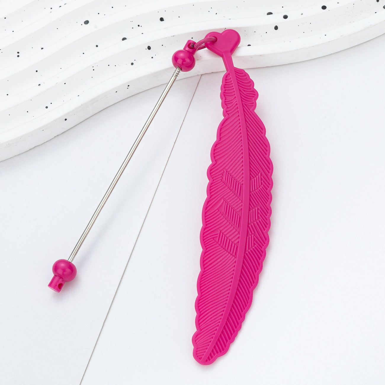 Plastic Feather Bookmark - Cartoon Pendant Children Handmade Beaded Reading Mark Book Holder