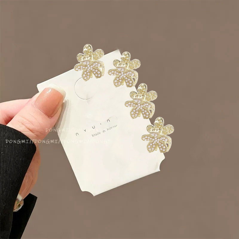 Temperament: Shiny diamond, small flower hairpin, bangs, side forehead hairpin, 2026 new high-end grip clip headwear